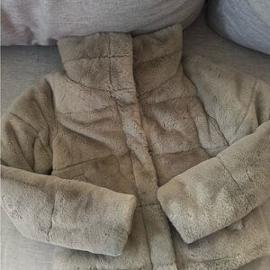 Abercrombie & Fitch Faux Fur Jacket in Gray